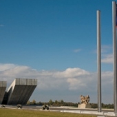 NÁRODNÍ PAMÁTNÍK II. SVĚTOVÉ VÁLKY: Národní památník II. světové války