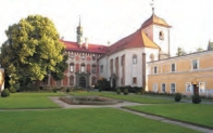 Zámek Červený hrádek