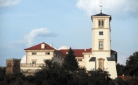 MĚSTYS ČERNÁ HORA: Zámek