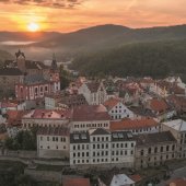 KARLOVARSKÝ KRAJ: -