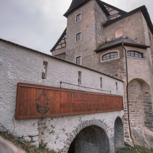 KARLOVARSKÝ KRAJ: -