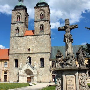 KARLOVARSKÝ KRAJ: -