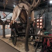 MUZEUM ROMSKÉ KULTURY: -