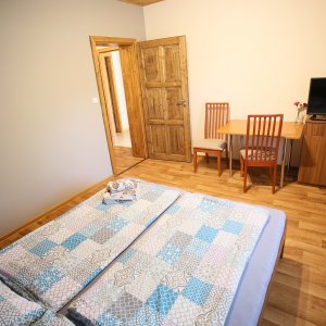 PENZION U VINICE: -